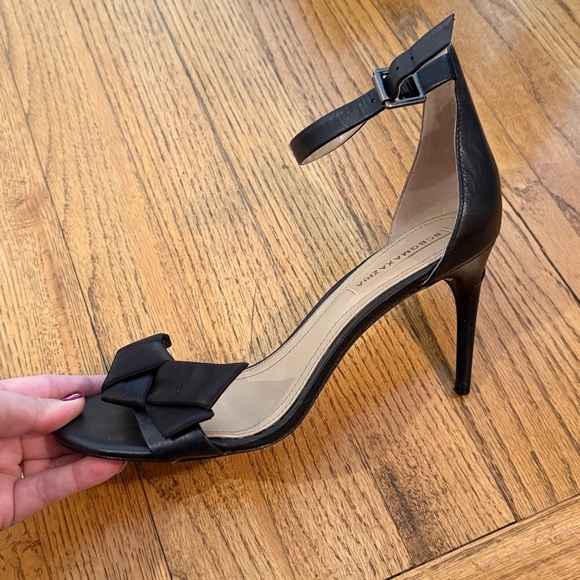 ✨BCBGMAXAZRIA Vero Cuoio Black Leather Satin Bow Ankle Strap Sandal Heel Size 8✨ - Picture 8 of 10